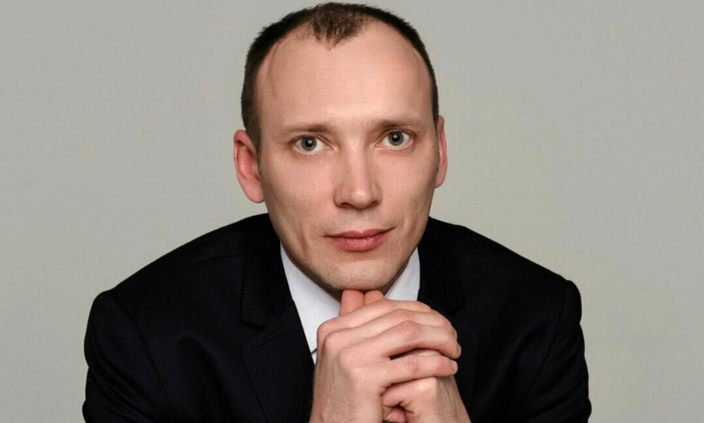 Александр Сухих.